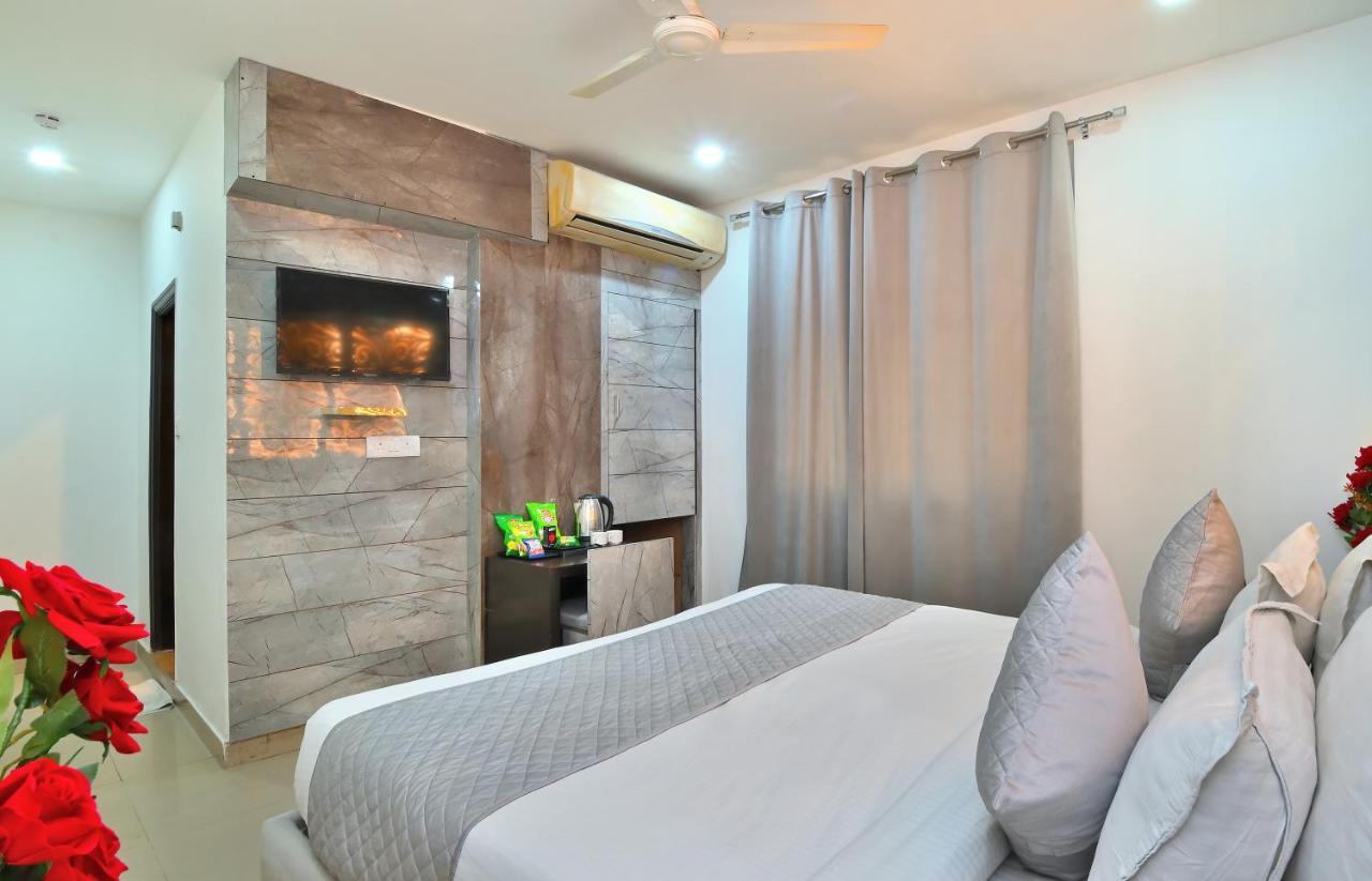 Hotel Bella Vista- New Delhi Extérieur photo